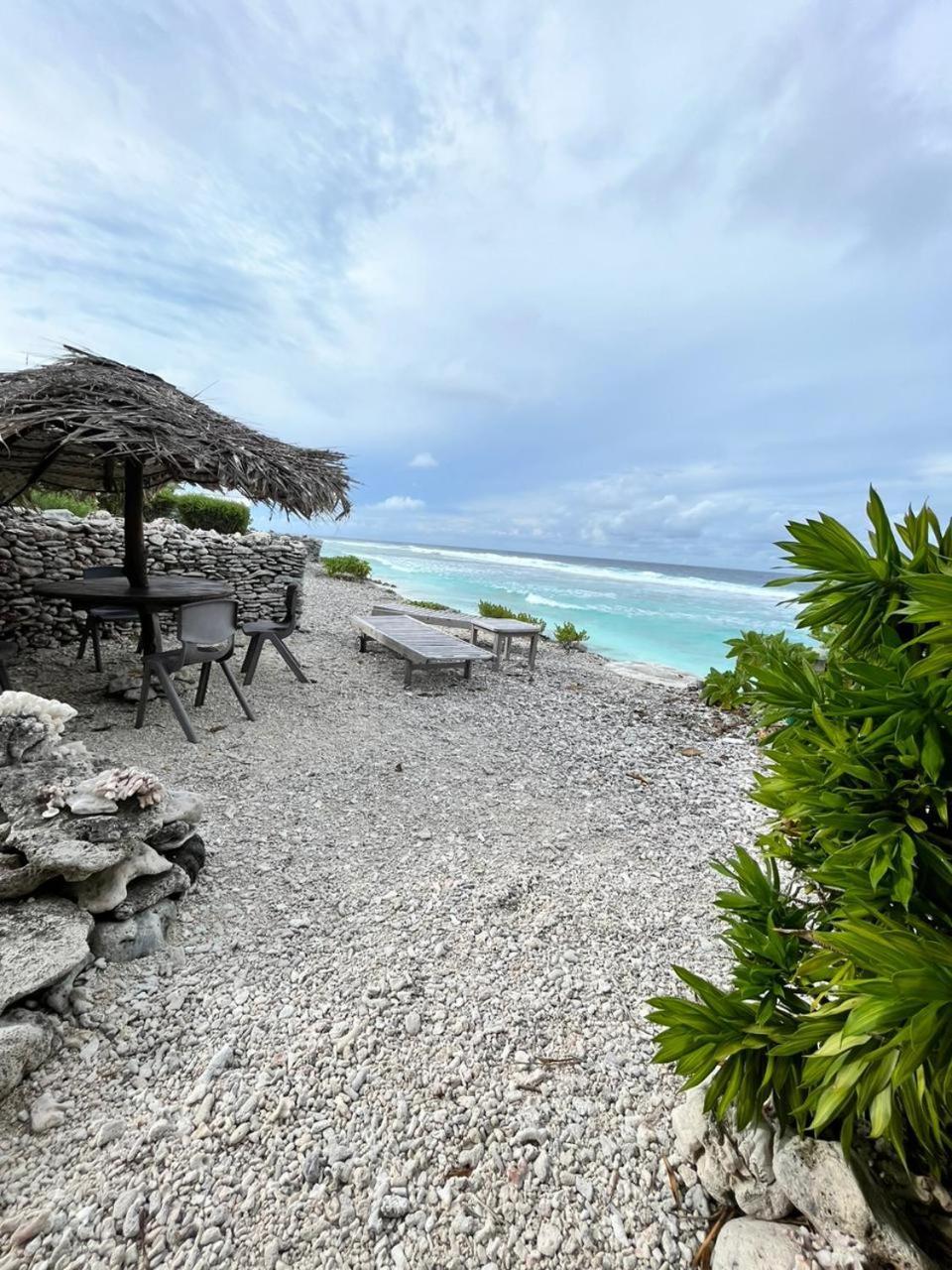 Vahaui Paradis Avatoru Bagian luar foto